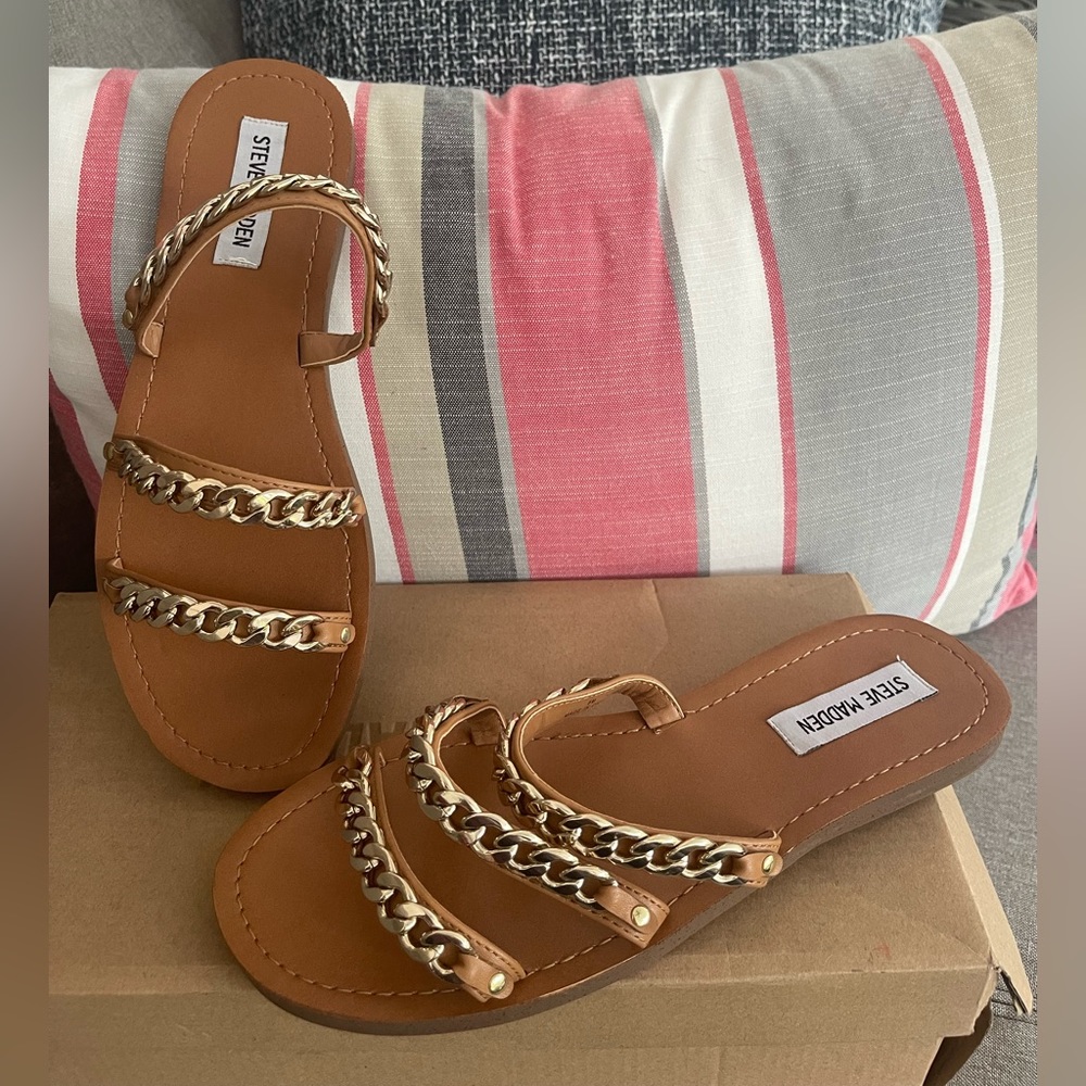 Steve Madden Tan Sandal with Gold Chain Straps